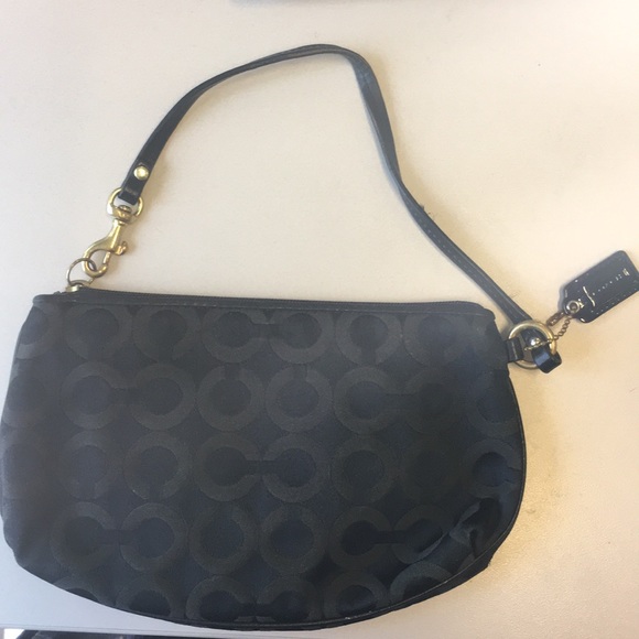 COACH wristlet - Picture 2 of 8